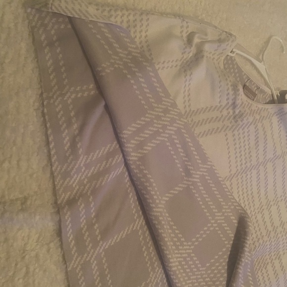 Chico’s Reversible Plaid Knit Triangle Poncho - Picture 5 of 6